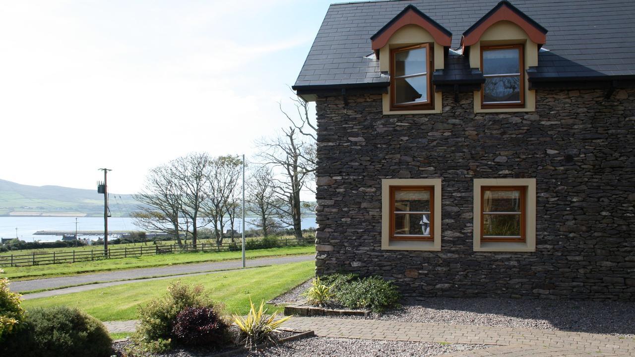 Dingle Courtyard Cottages 4 Bed By Trident Holiday Homes ภายนอก รูปภาพ
